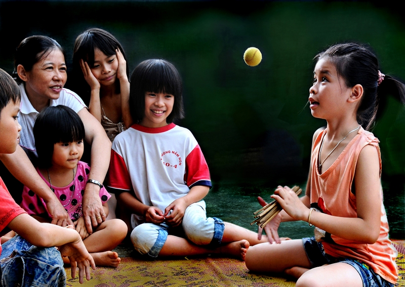 482 - CUNG VUI - NGUYEN DUY THOAN - viet nam.jpg